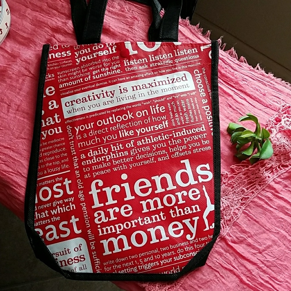 Lululemon - Picture 2 of 3